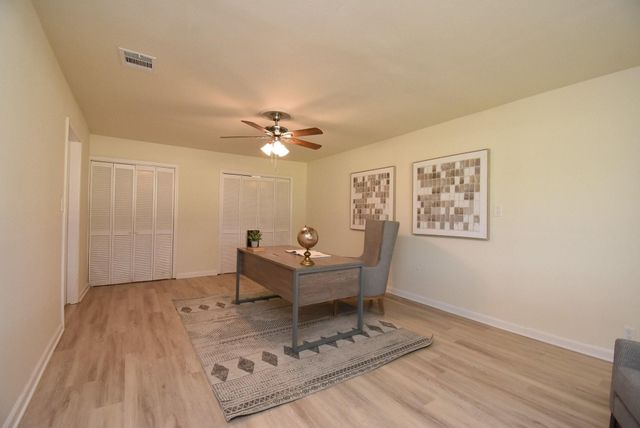 235 Hwy 90 E, Sealy, TX 77474