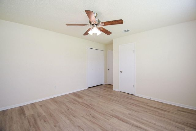 235 Hwy 90 E, Sealy, TX 77474