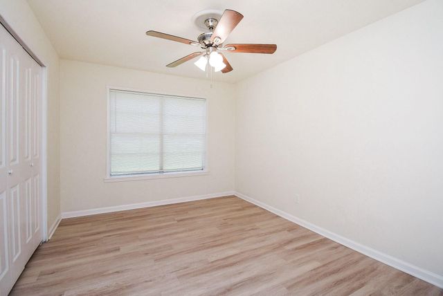 235 Hwy 90 E, Sealy, TX 77474