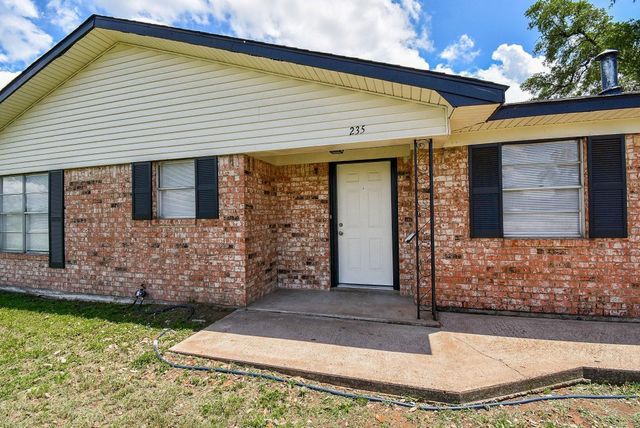 235 Hwy 90 E, Sealy, TX 77474