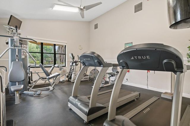 3304 Perimeter Drive, Greenacres, FL 33467