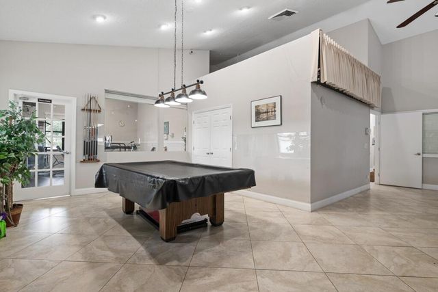 3304 Perimeter Drive, Greenacres, FL 33467