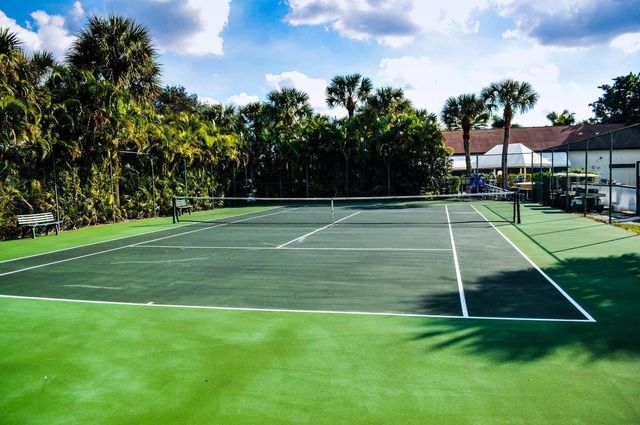 3304 Perimeter Drive, Greenacres, FL 33467