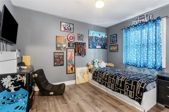 409 Water St, Center Point, IA 52213