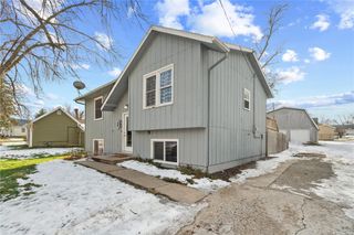 409 Water St, Center Point, IA 52213