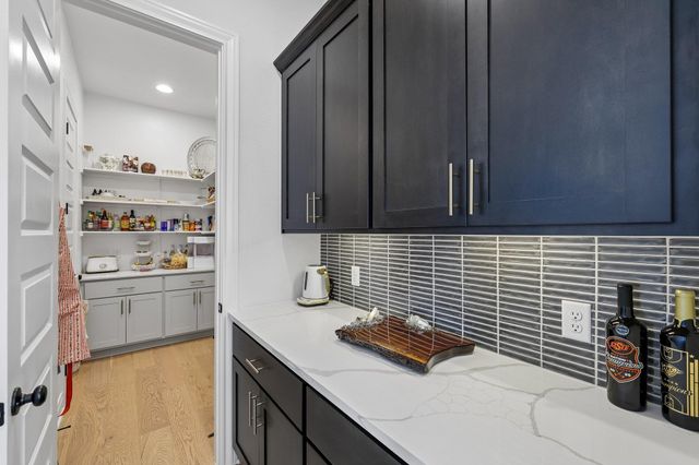 130 Firethorn LOOP, Bastrop, TX 78602