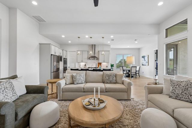 130 Firethorn LOOP, Bastrop, TX 78602