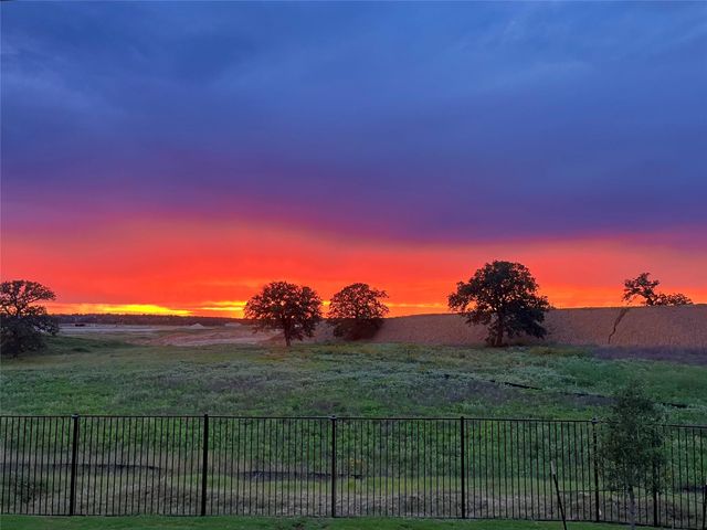 130 Firethorn LOOP, Bastrop, TX 78602