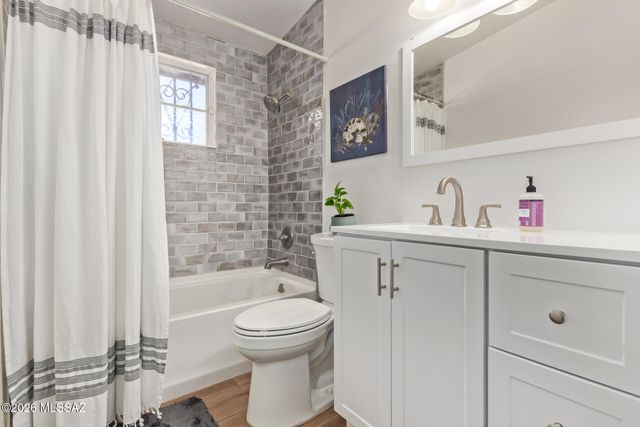 1024 W Thurber Street, Tucson, AZ 85705