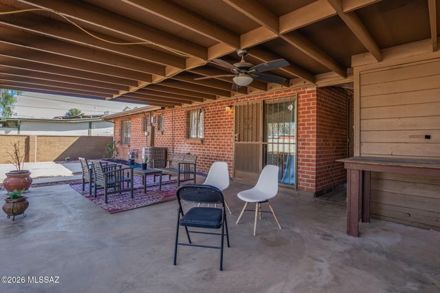 1024 W Thurber Street, Tucson, AZ 85705