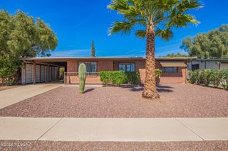 1024 W Thurber Street, Tucson, AZ 85705