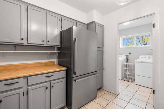 4235 Pumice Drive NE, Rio Rancho, NM 87124