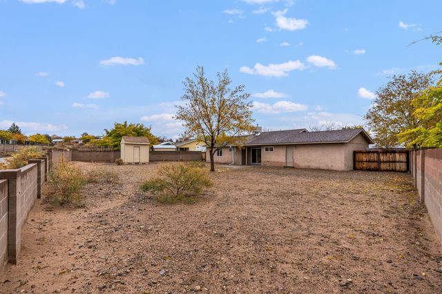 4235 Pumice Drive NE, Rio Rancho, NM 87124