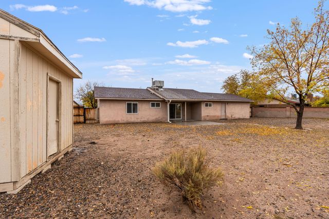 4235 Pumice Drive NE, Rio Rancho, NM 87124