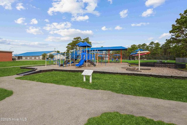 950 Plymouth Road, Boiling Spring Lakes, NC 28461