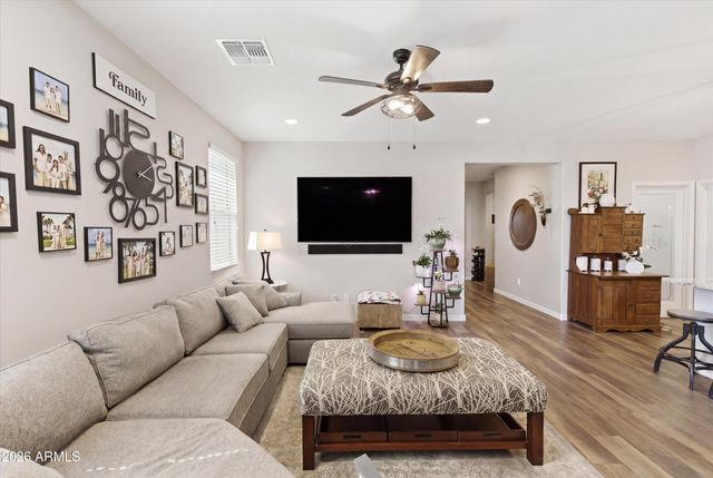 10831 E CALYPSO Avenue, Mesa, AZ 85208