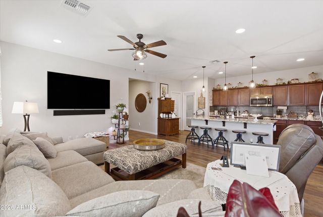 10831 E CALYPSO Avenue, Mesa, AZ 85208