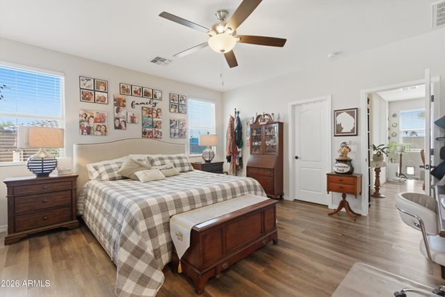 10831 E CALYPSO Avenue, Mesa, AZ 85208