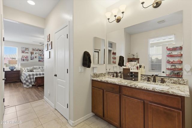 10831 E CALYPSO Avenue, Mesa, AZ 85208