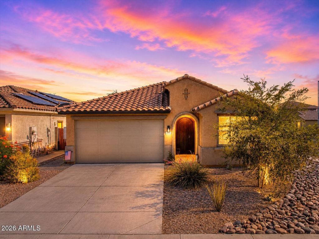 10831 E CALYPSO Avenue, Mesa, AZ 85208