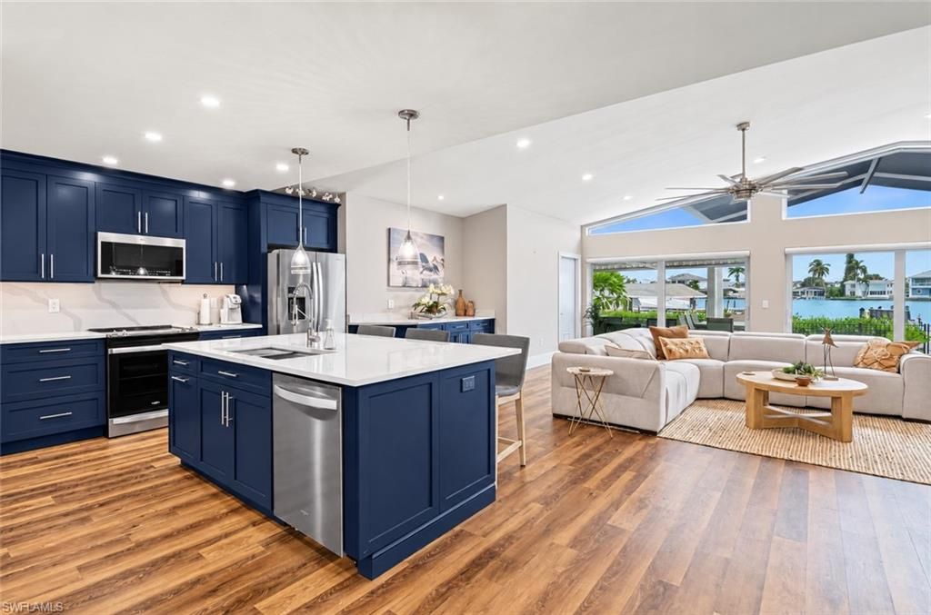 9 Pelican ST E, NAPLES, FL 34113 — photo 5
