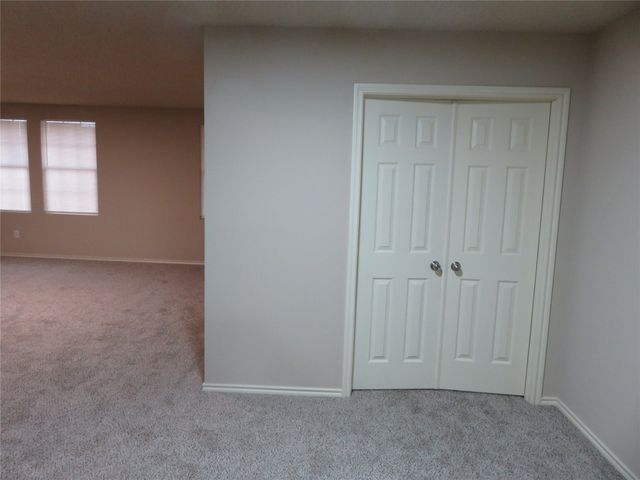 8406 Paxton Run Court, Arlington, TX 76002