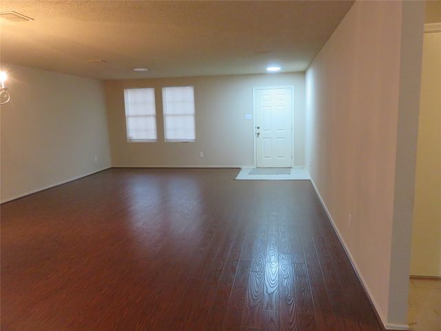 8406 Paxton Run Court, Arlington, TX 76002