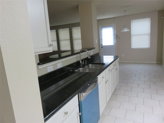 8406 Paxton Run Court, Arlington, TX 76002