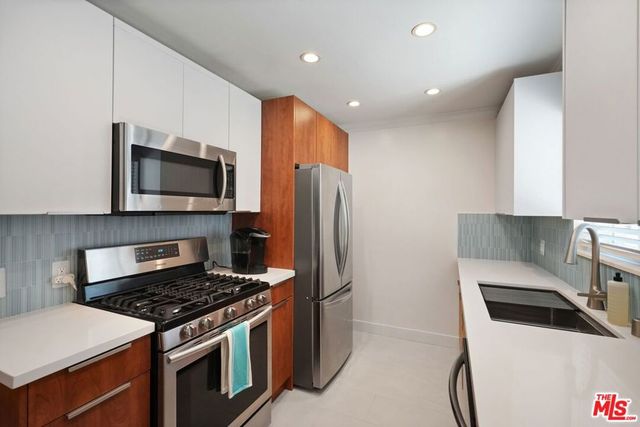 5811 Woodman Avenue 7, Valley Glen, CA 91401