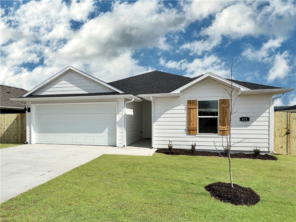 580 Shepherd Street, Prairie Grove, AR 72753
