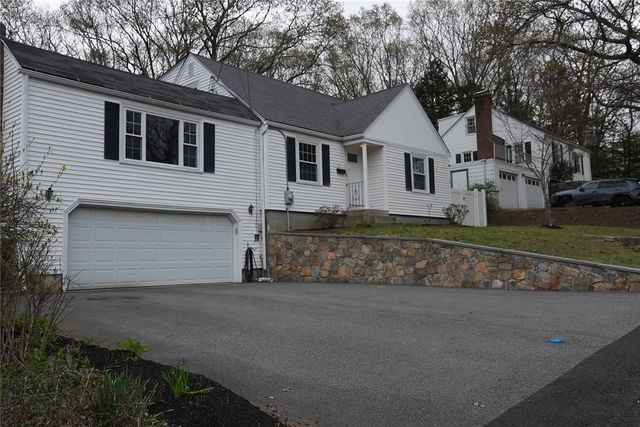 27 Campbell st Street, West Warwick, RI 02893