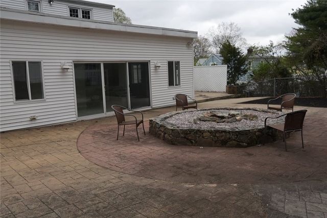 27 Campbell st Street, West Warwick, RI 02893