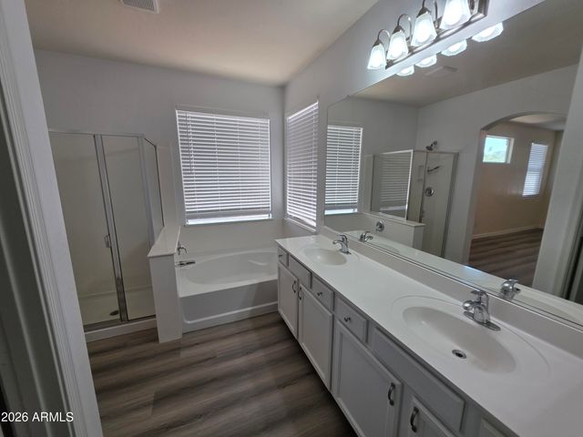 2970 E ANDRE Avenue, Gilbert, AZ 85298