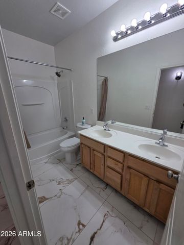 2970 E ANDRE Avenue, Gilbert, AZ 85298