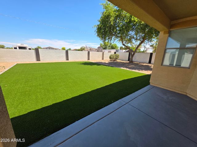 2970 E ANDRE Avenue, Gilbert, AZ 85298