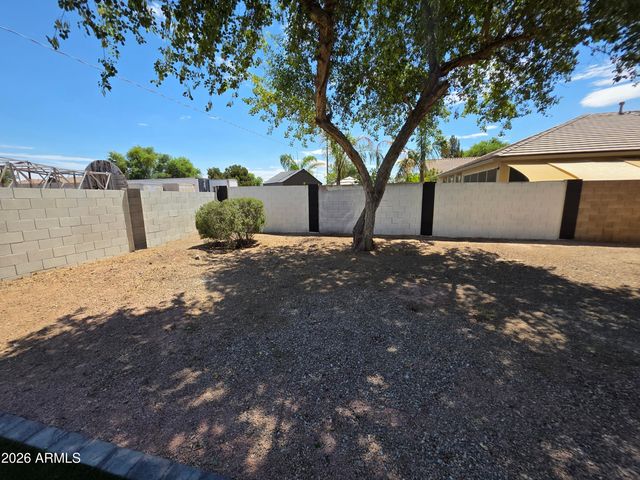 2970 E ANDRE Avenue, Gilbert, AZ 85298