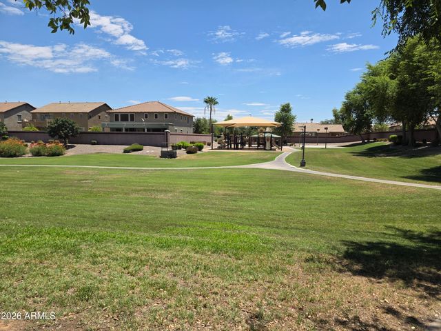 2970 E ANDRE Avenue, Gilbert, AZ 85298