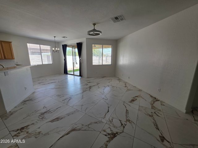 2970 E ANDRE Avenue, Gilbert, AZ 85298