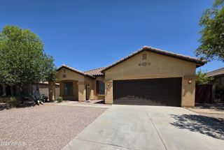 2970 E ANDRE Avenue, Gilbert, AZ 85298