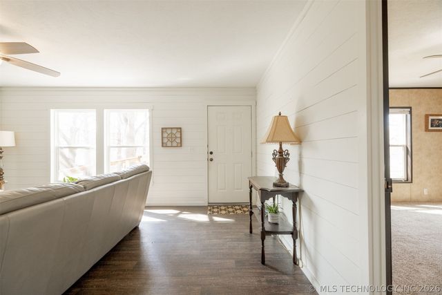 393876 W 2100 Road, Bartlesville, OK 74003