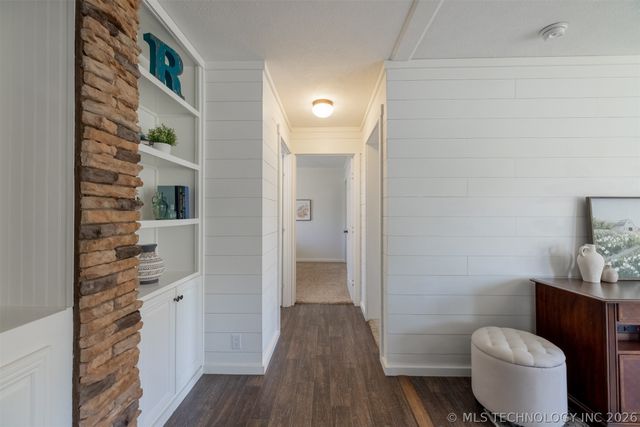 393876 W 2100 Road, Bartlesville, OK 74003