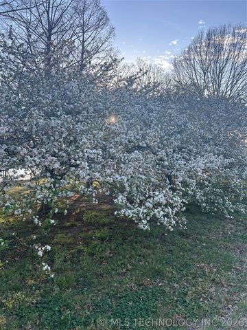 393876 W 2100 Road, Bartlesville, OK 74003