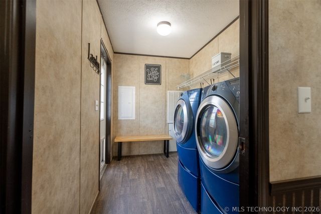 393876 W 2100 Road, Bartlesville, OK 74003