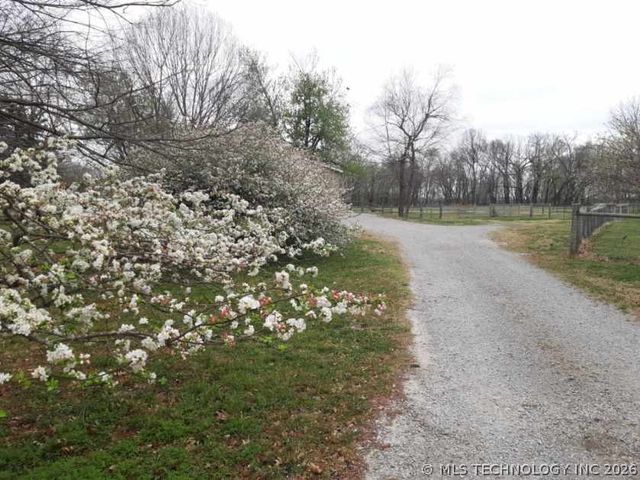 393876 W 2100 Road, Bartlesville, OK 74003