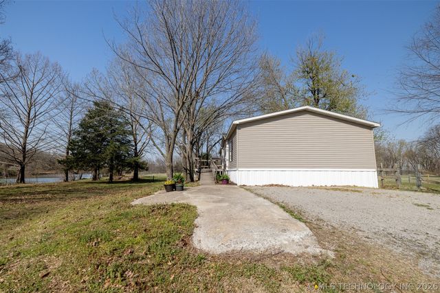 393876 W 2100 Road, Bartlesville, OK 74003