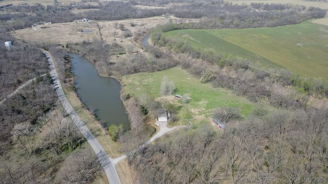 393876 W 2100 Road, Bartlesville, OK 74003