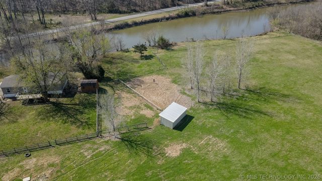 393876 W 2100 Road, Bartlesville, OK 74003