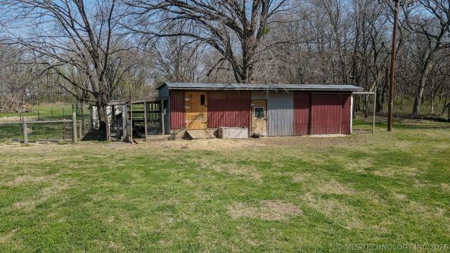 393876 W 2100 Road, Bartlesville, OK 74003