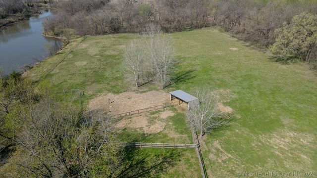 393876 W 2100 Road, Bartlesville, OK 74003