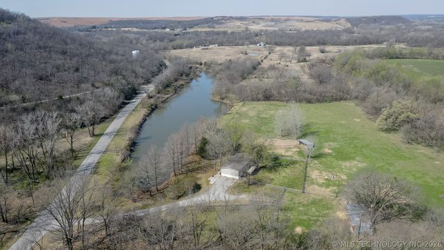 393876 W 2100 Road, Bartlesville, OK 74003